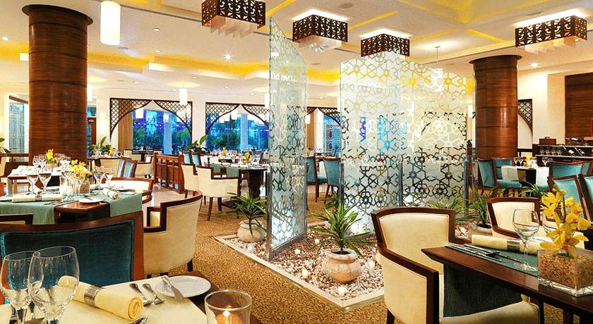 헬난 드림랜드 호텔 앤 컨퍼런스 센터 6th of October City 외부 사진 The restaurant